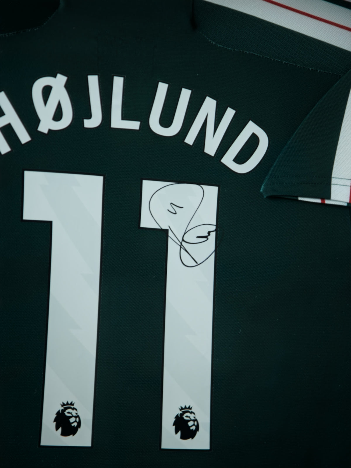 Rasmus Højlund Manchester United 23/24 SIGNED