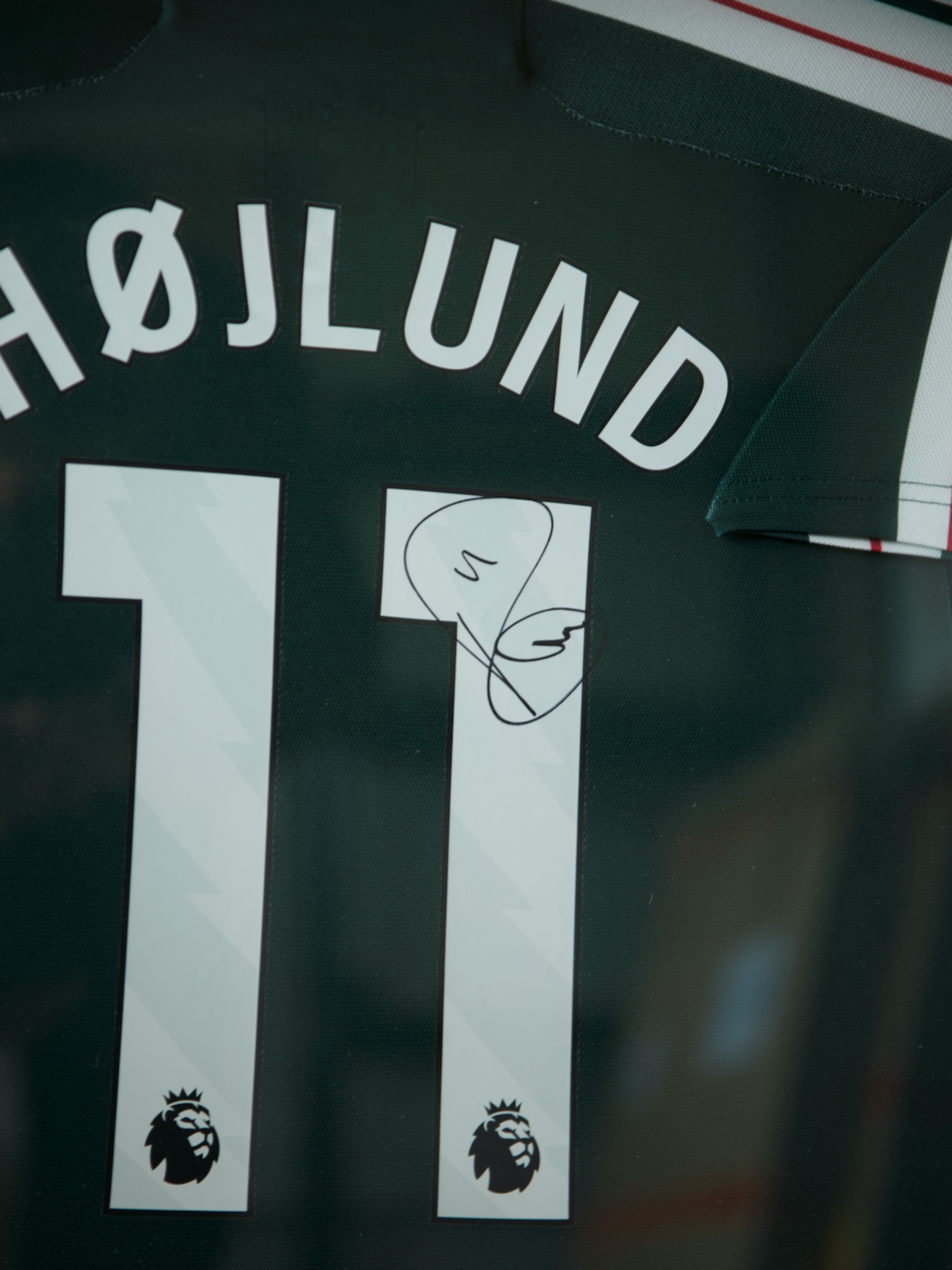 Rasmus Højlund Manchester United 23/24 SIGNED