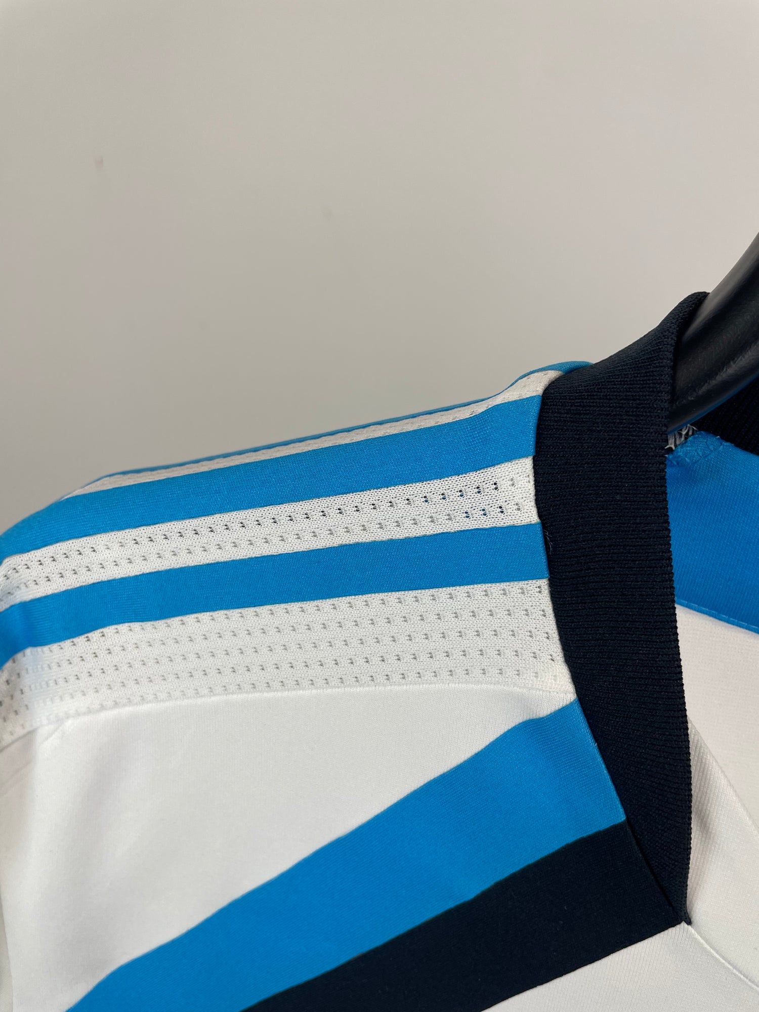 Luis Suarez Liverpool 11/12 MATCHISSUE 3 trøje