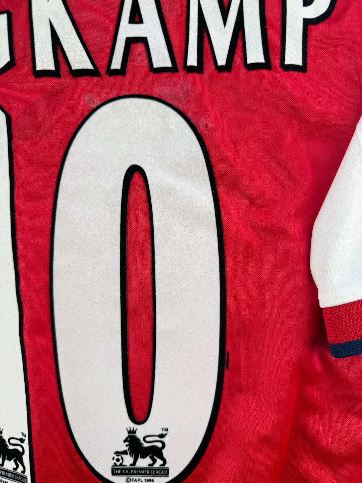 Dennis Bergkamp Arsenal 01/02 - M
