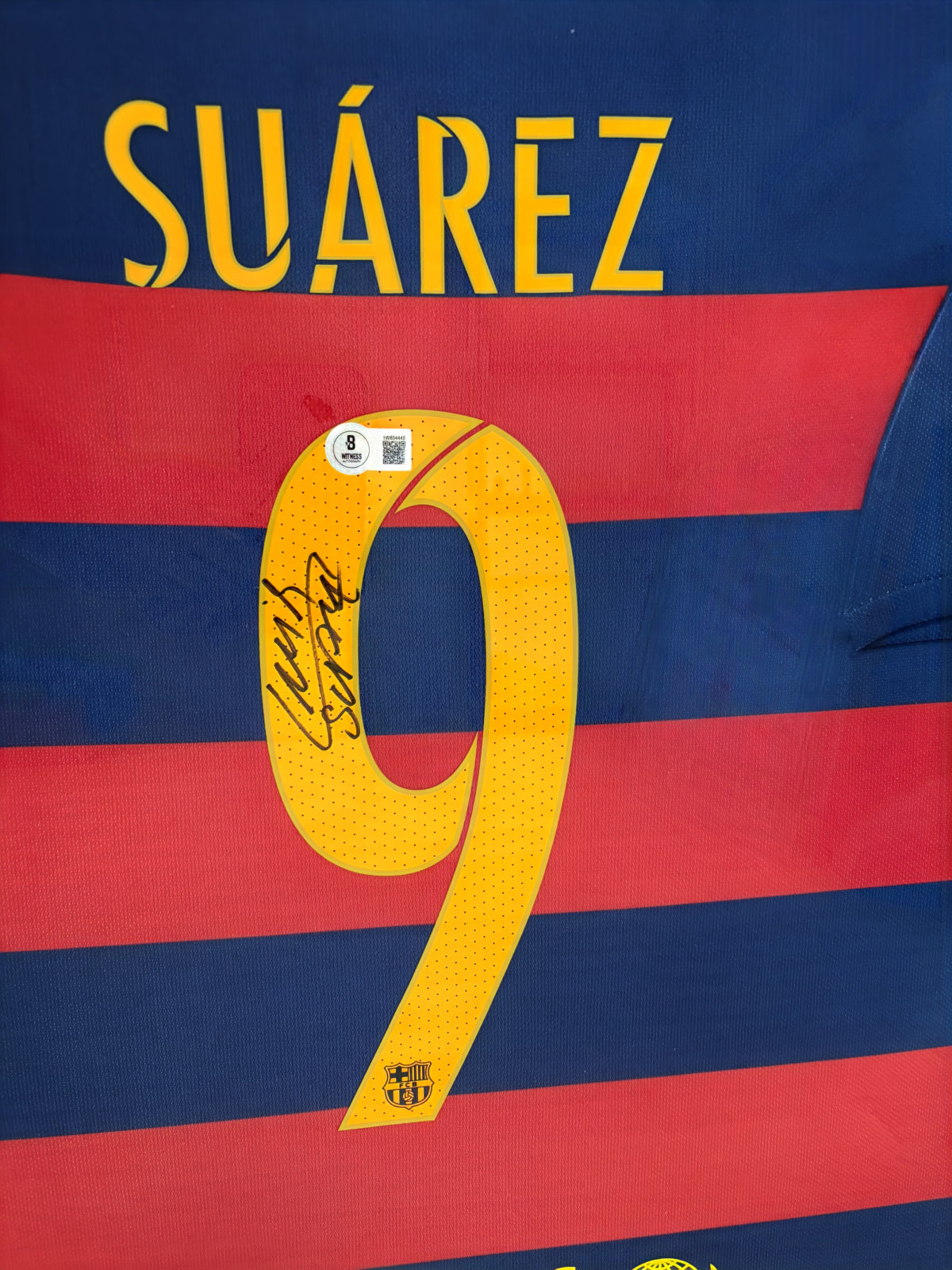 Luis Suarez Barcelona 15/16 SIGNED